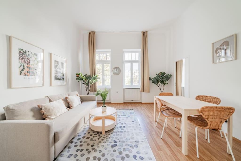 City Chic #18 Viena Exterior foto